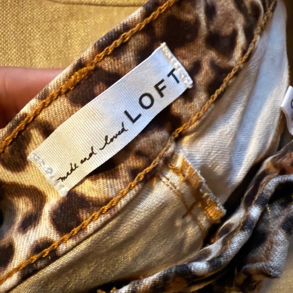 Petite High Rise Wide Leg Jeans in Leopard Print - Picture 9 of 10